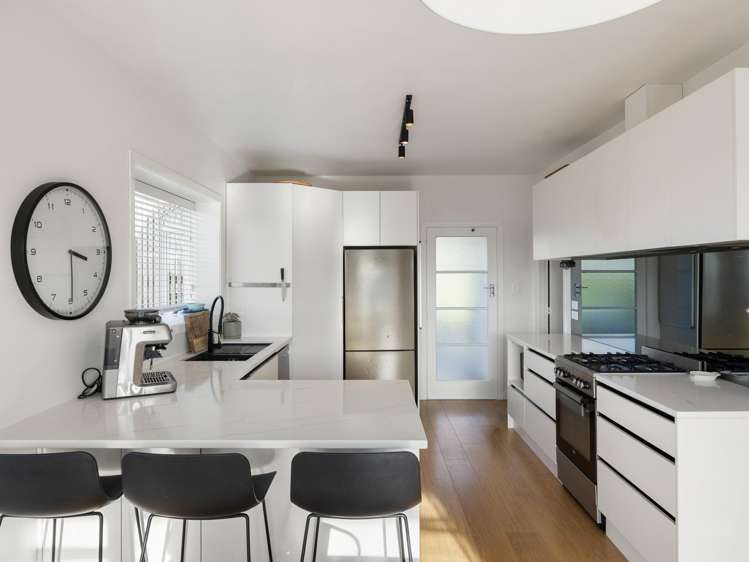 19 Hinton Avenue_4