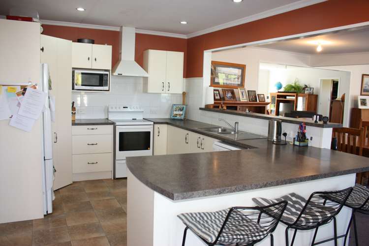 188 Waikakahi Road Pongaroa_17