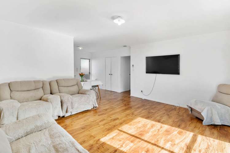 2/20a Tramway Road Beach Haven_5