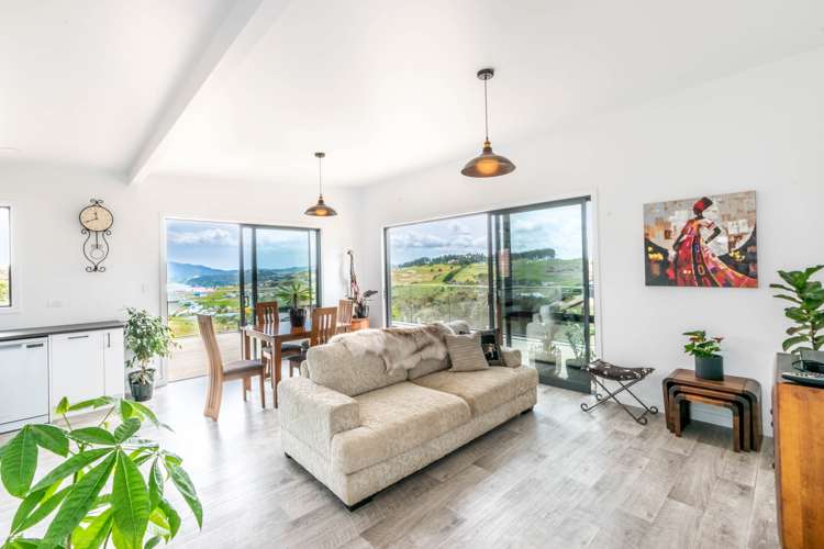 1 Pekama Drive Cable Bay_9