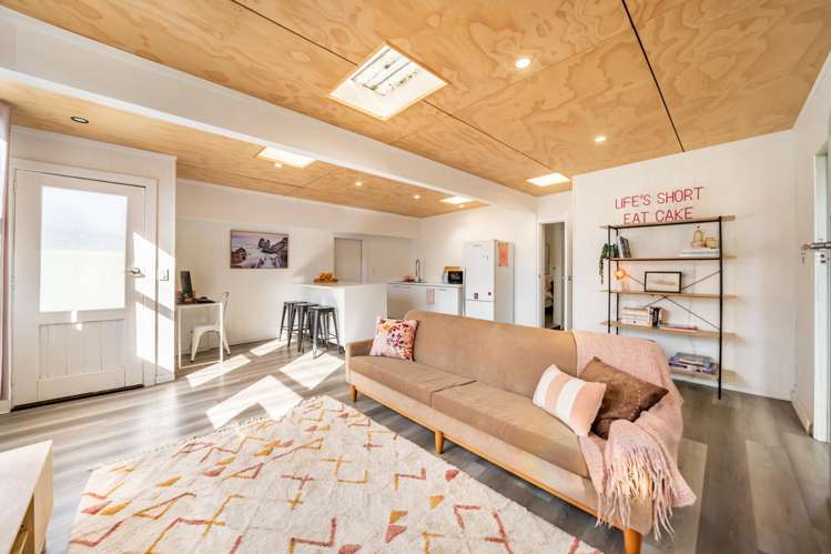 28 Bouverie Street Petone_16