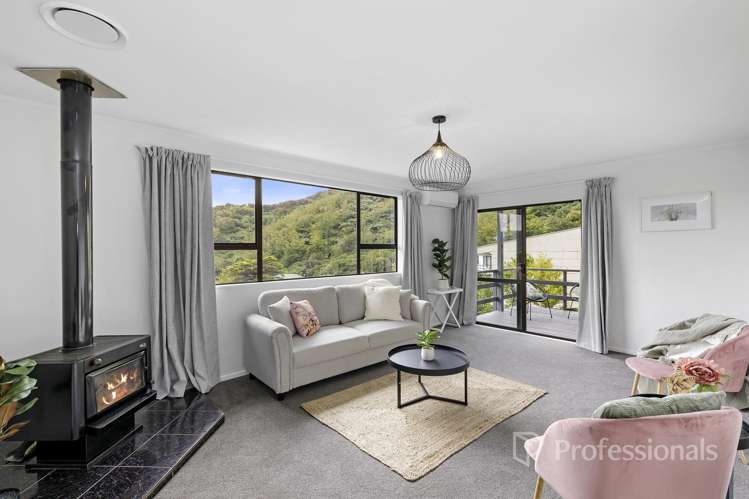66 Castlerea Street Wainuiomata_7