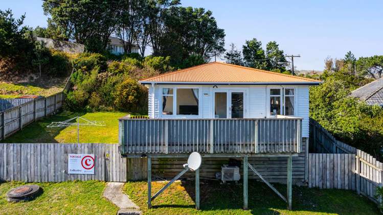 11 Dorset Grove Cannons Creek_13