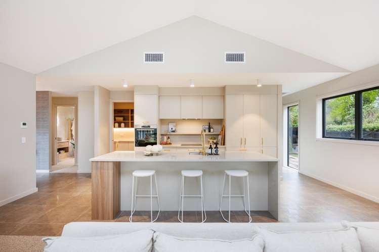 3 Waicola Drive Fitzherbert_7