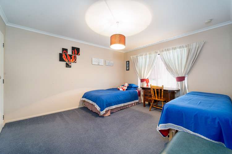 148 Willow Park Drive Opaki_7