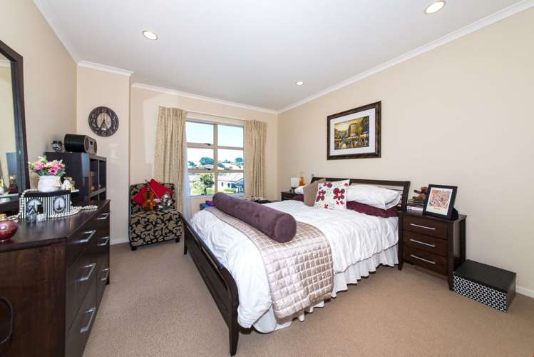 8 Vidal Way Flat Bush_8