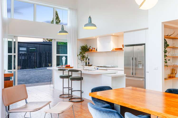 16a Renata Crescent Te Atatu Peninsula_5