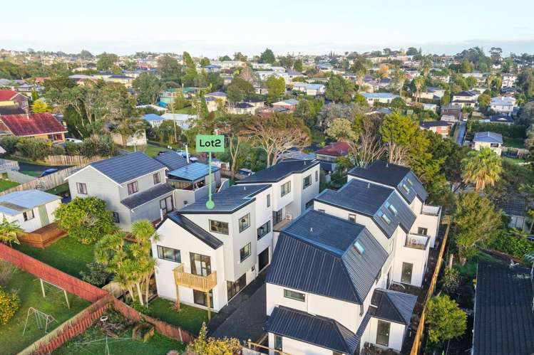 Lot 1-5/10 Tusac Place Totara Vale_32