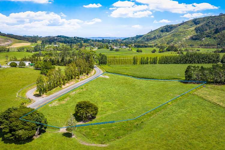 371 West Coast Road_1