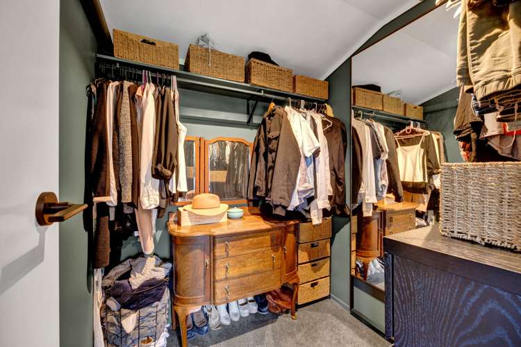 139a Barrett Road Whalers Gate_13