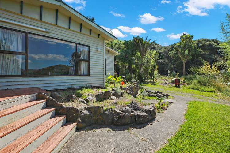 1017 Marokopa Road Marokopa_10