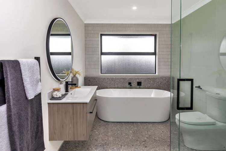 29 Candlesticks Crescent Lincoln_20