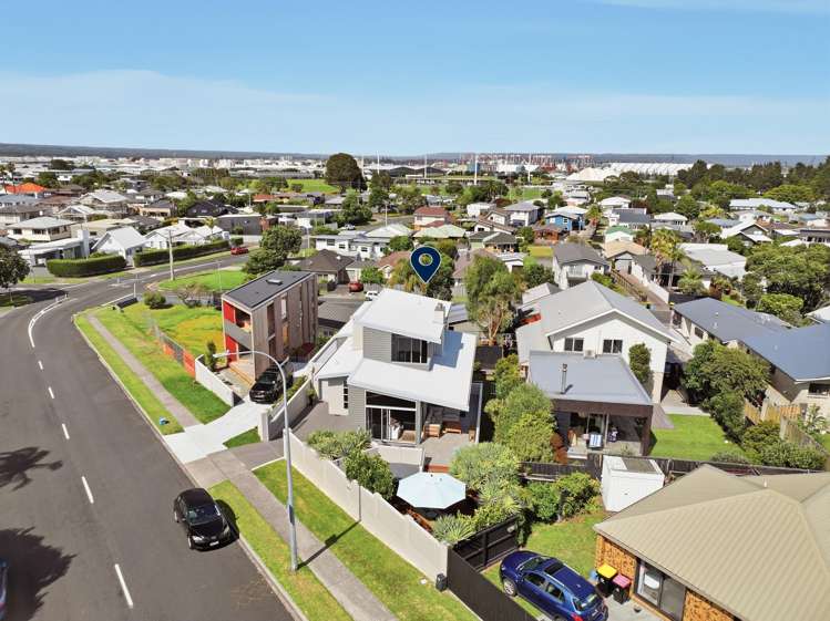 23 Tay Street Mt Maunganui_1