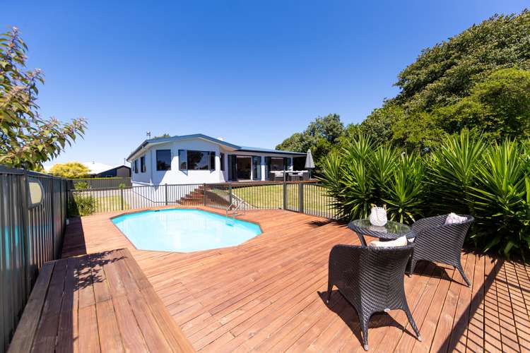 83 Ferry Road Clive_12