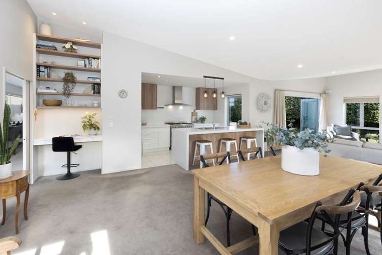 67 Eastwood Rise Waimairi Beach_5