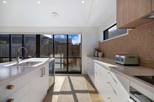 6 Lincoln Road Jacks Point_4