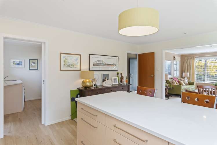 2b Tawa Street Waikanae_13