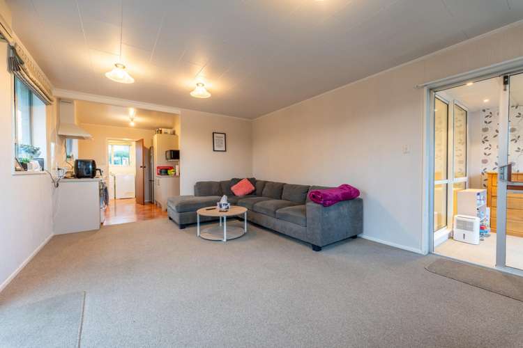 2/207a Otipua Road_3