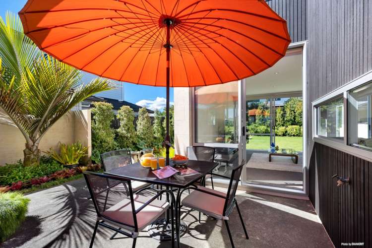 38 Pine Harbour Parade_0