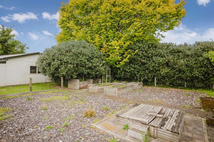 84 Gordon Street Dannevirke_16