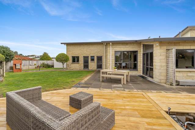 11 Te Ropata Place Waikanae Beach_2