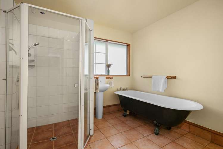 90A Shields Street Clyde_12