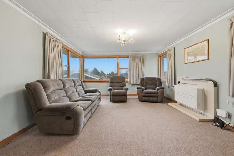 8 Bell Crescent Concord_21