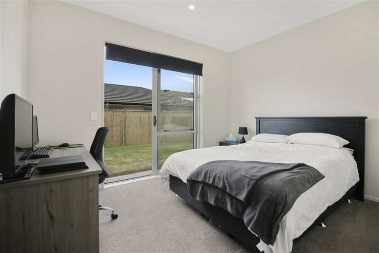 7 Mahutonga Avenue Beachlands_11