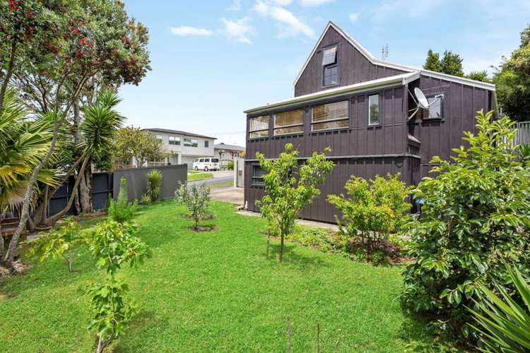 47 Laburnum Road New Windsor_13