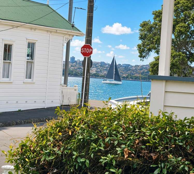 3 Huia Street Devonport_23