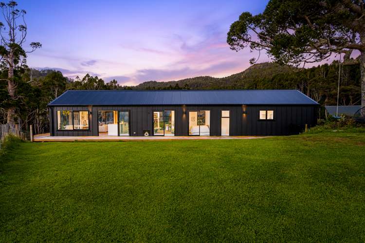 42a Upland Road Huia_24