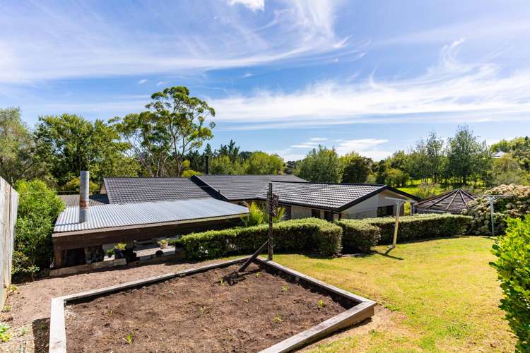 5 Skelton Crescent Paparoa_29