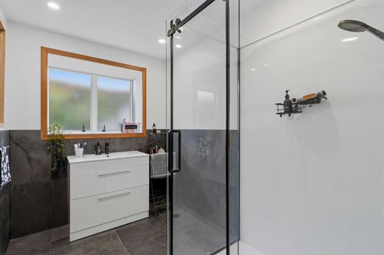 171 Paterson Street Grasmere_18