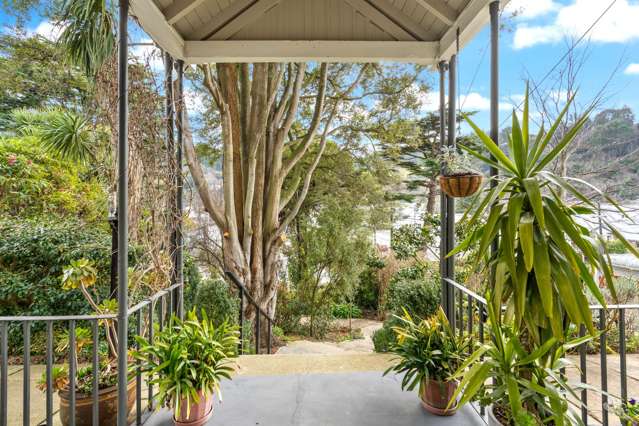 216 North Road North East Valley_2