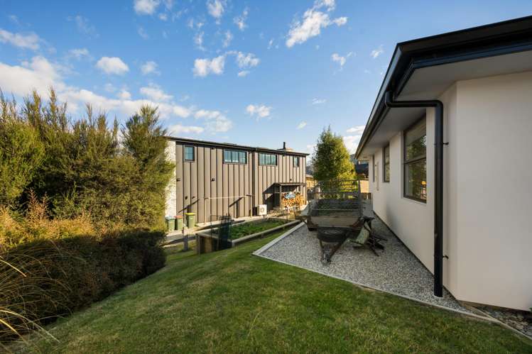 71 Infinity Drive Wanaka_42