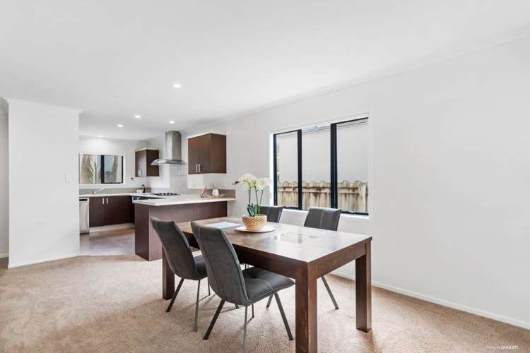 8 Vicente Place Oteha_9