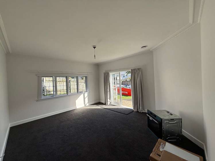 526 Adelaide Road_0