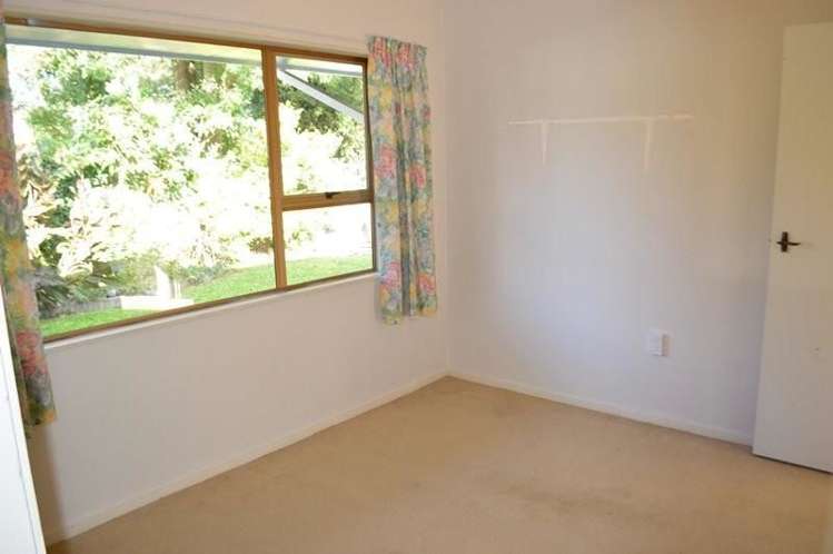 275d Main Highway Otaki_12