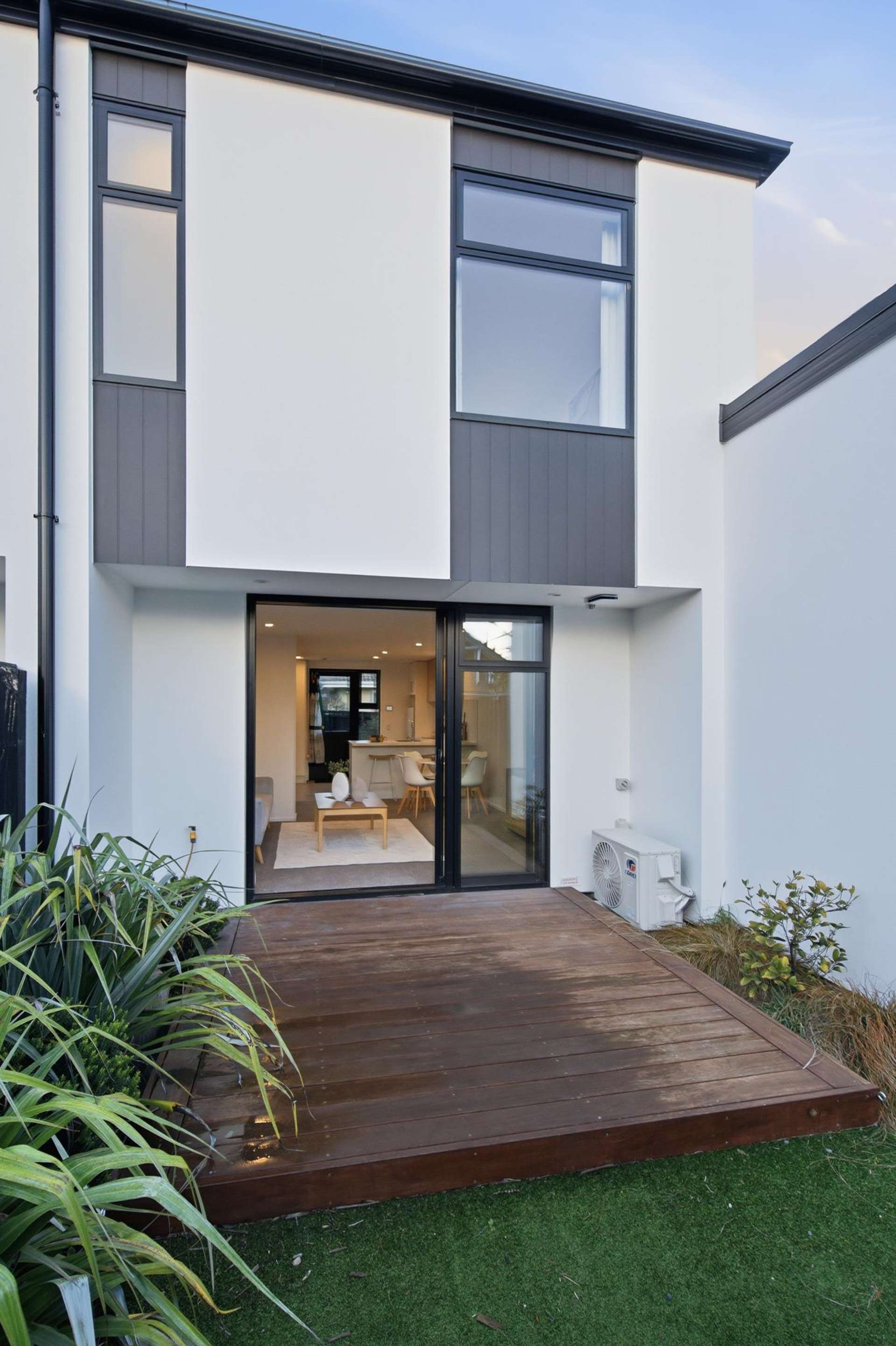 6/38 Wellington Street Phillipstown_0