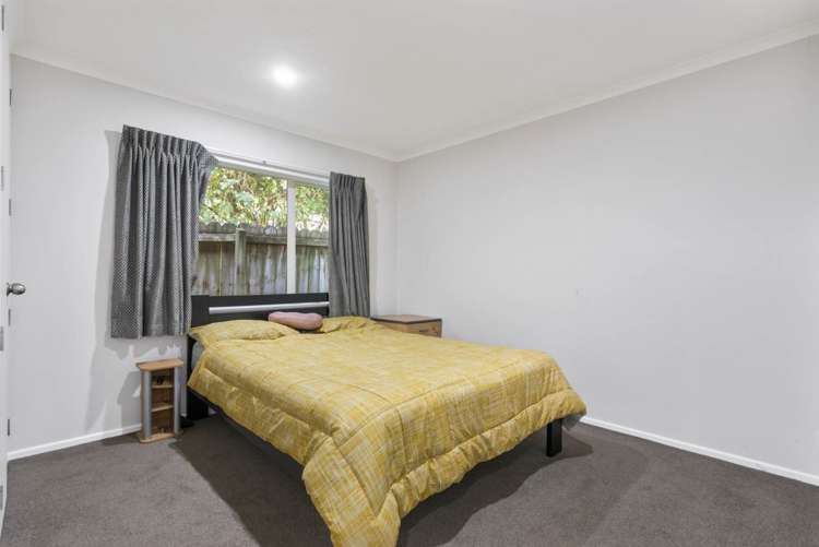 34 Erne Crescent East Tamaki_17