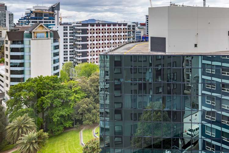 1304/7 Scotia Place Auckland Central_11
