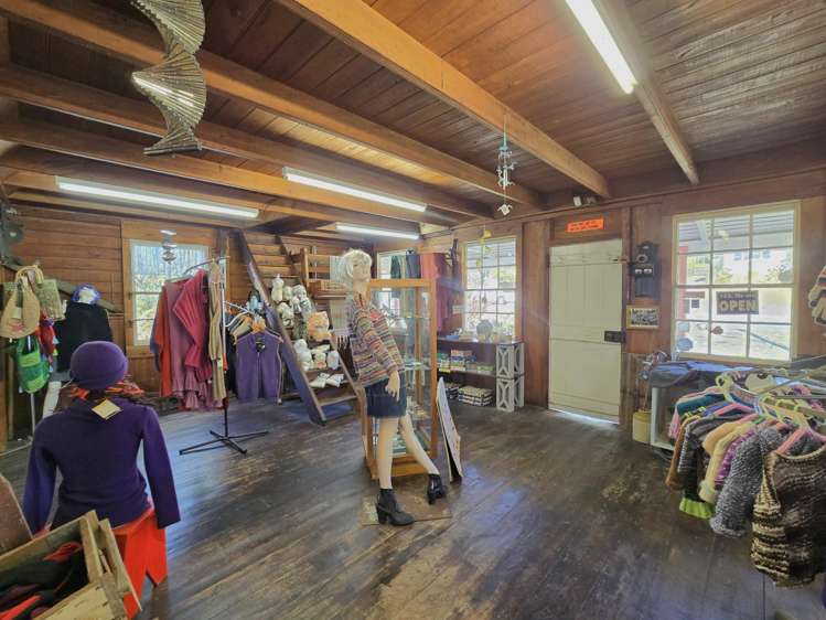 18 and 22 Harihari Township Road Harihari_21