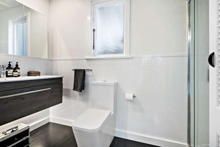 49 Lloyd Avenue Mount Albert_18