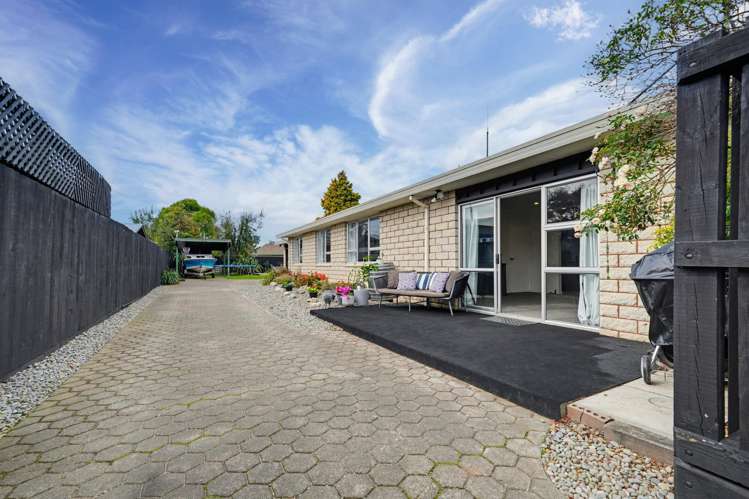 22 Gibbs Drive Woodend_18