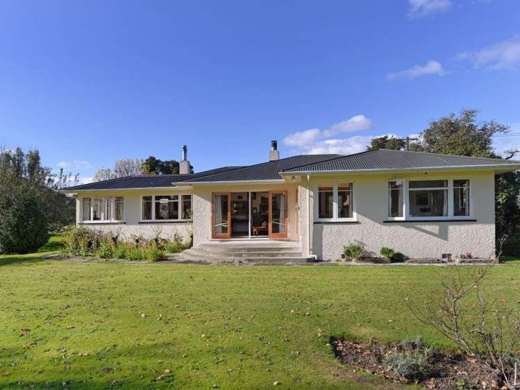 42 Pigeon Valley Road Wakefield_4