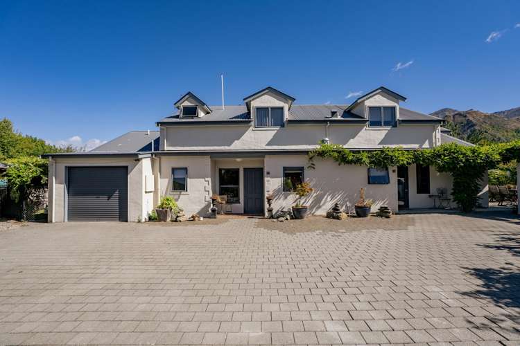 9A & 9B Argyle Place Arrowtown_20