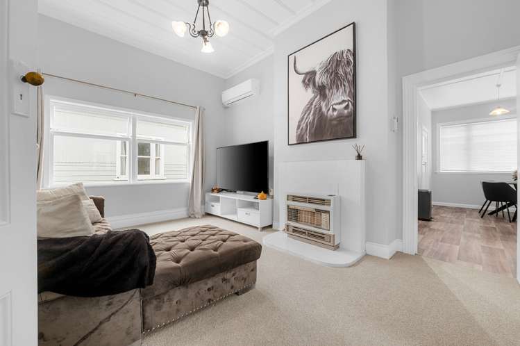 112 Galloway Street Hamilton East_5