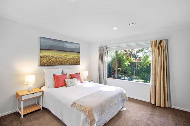 14 James Drive Woodend_11