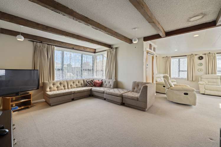 82 High Street Eltham_6