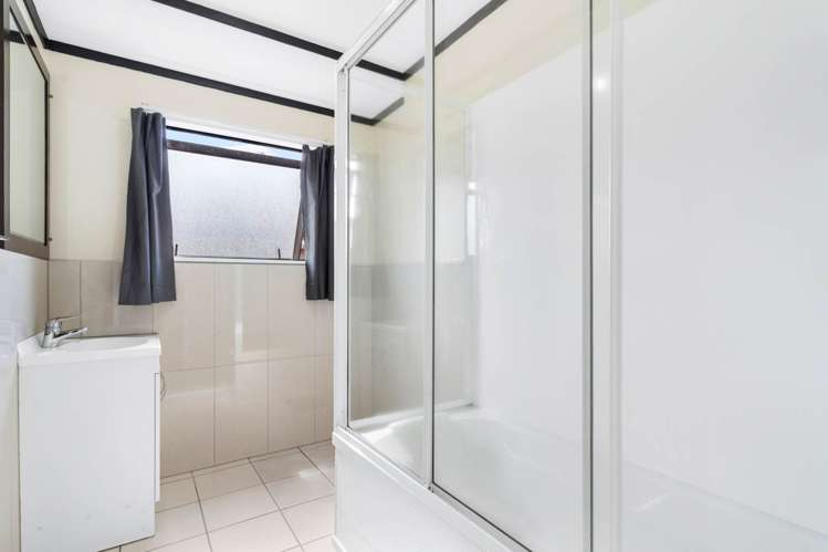 2/45 Sabulite Road Kelston_8